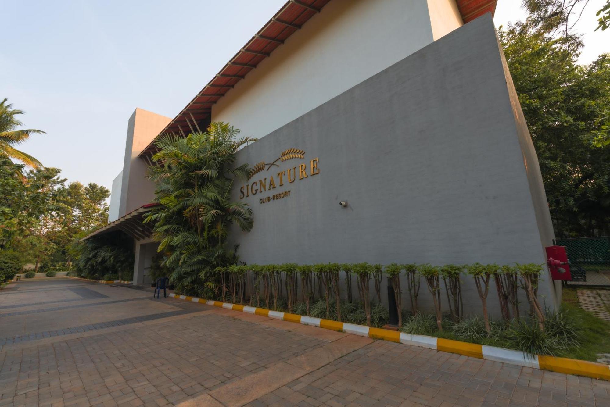 Signature Club Resort Devanahalli Buitenkant foto